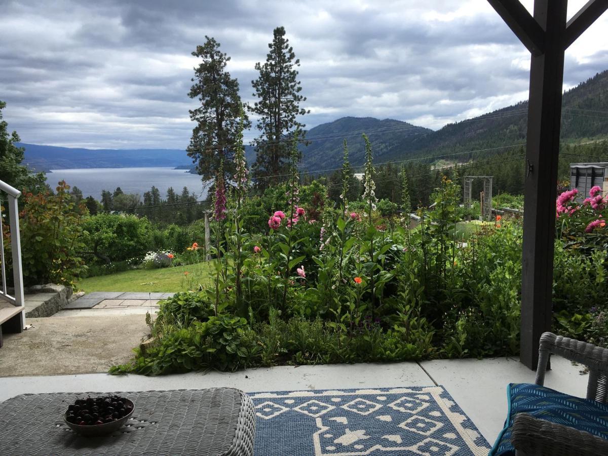 Lakeview Gardens B&B Peachland Extérieur photo